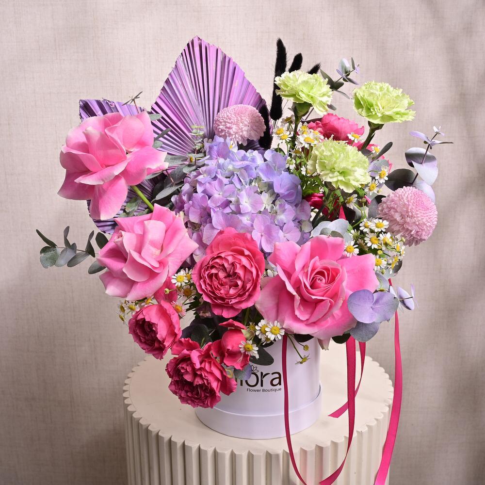 Mixed Pink and Purple Bloom Box 6817